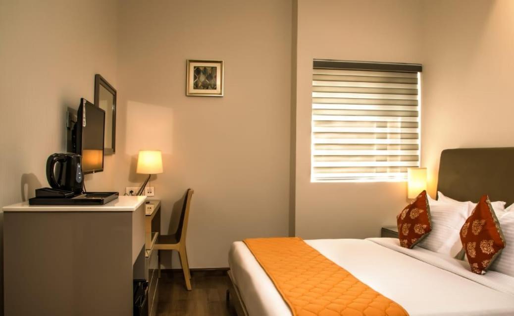 The Mayberry -A Bergamont Group Of Hotels Tiruppur Luaran gambar